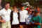 Spole�n� foto